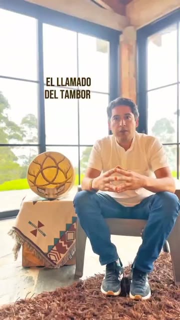Una escena del taller de Tambores Chasqui